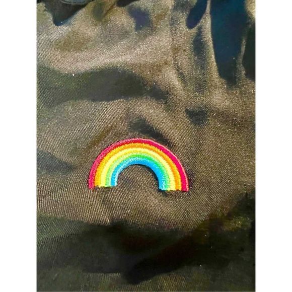 HOT Topic Tie Front Top Black Sleeveless Rainbow Patch Rainbow Buttons Front MD - Picture 2 of 8